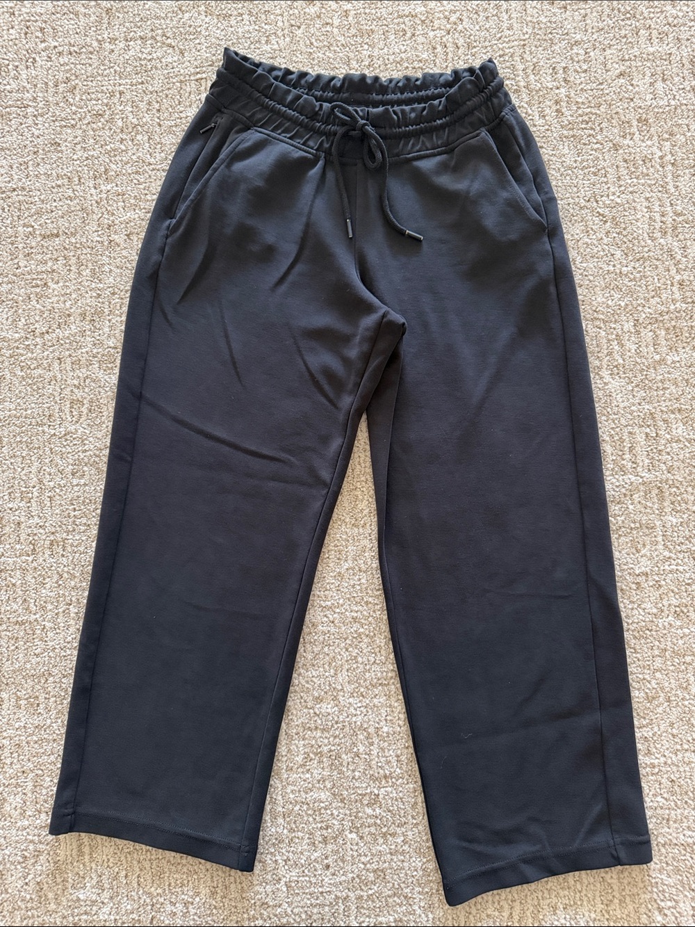 Athleta Women’s Drawstring Capri Pants